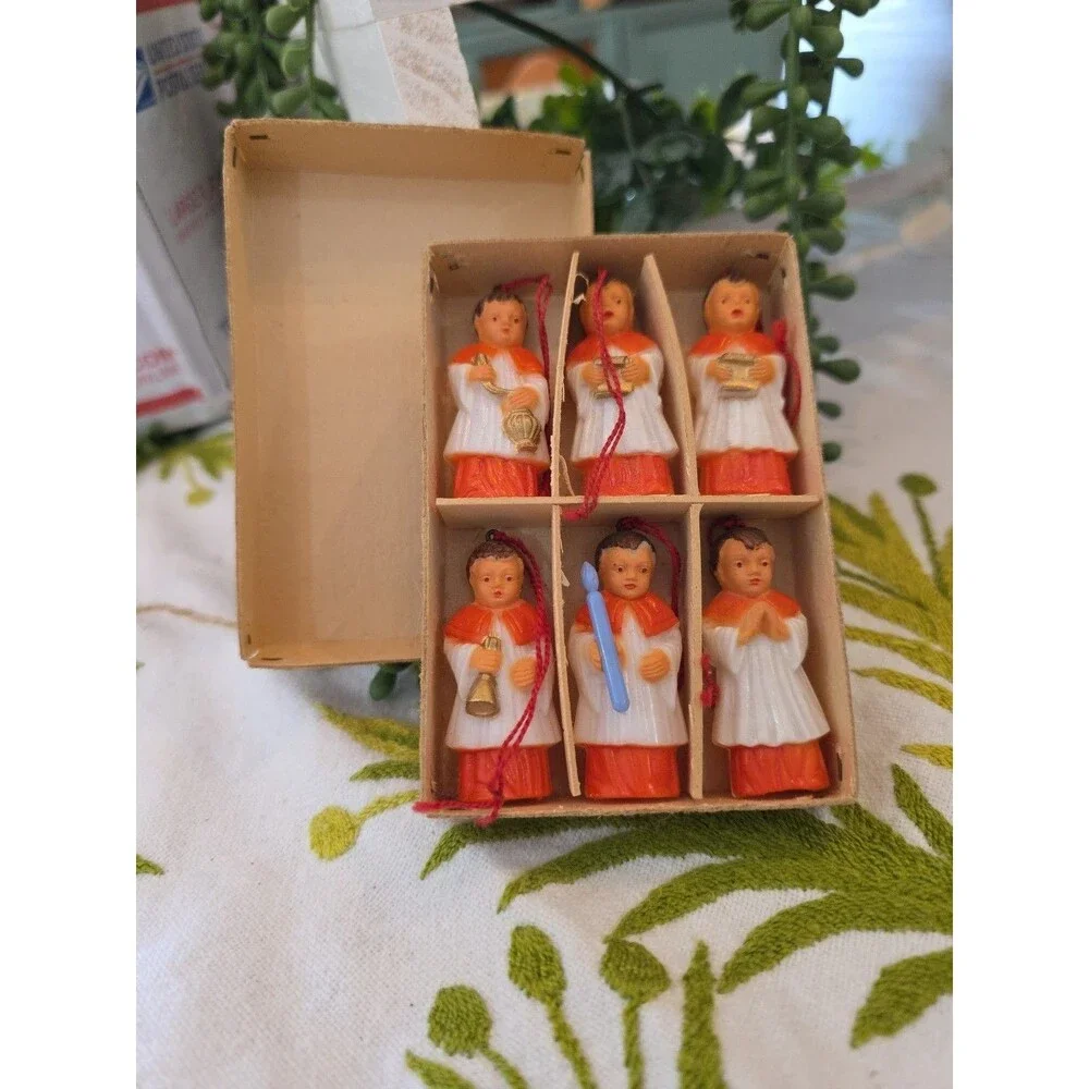 6 Choir Altar Boy Germany Figure/Ornaments